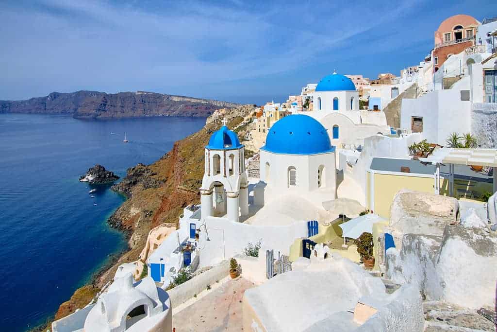 santroini luxurycatamarans Santorini day cruise – 7 top destinations