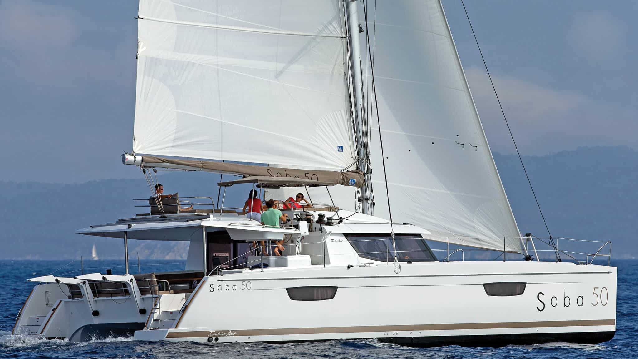 catamaran fountaine pajot saba 50