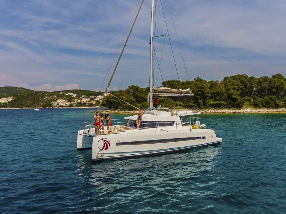 bali 4.3 catamaran 2020