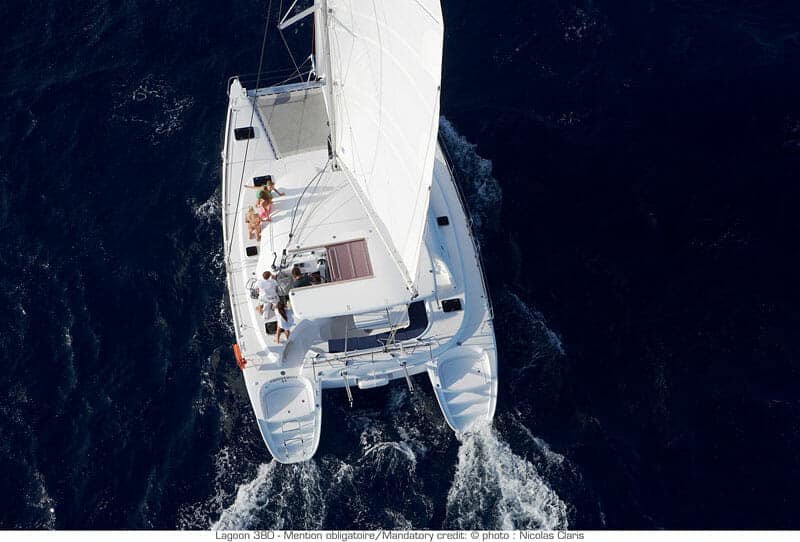 38 mares catamaran