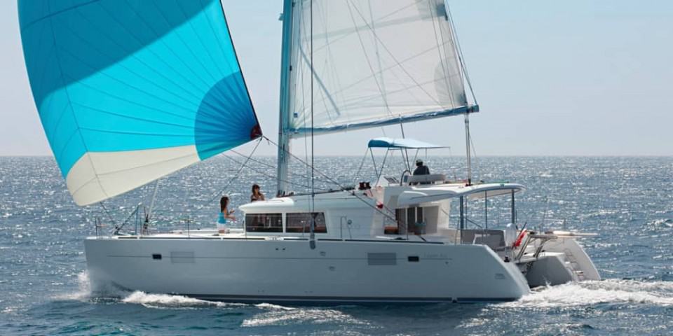 catamarano lagoon 450 prezzo