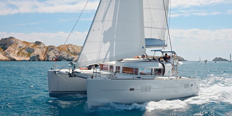 lagoon 400 s2 catamaran specs