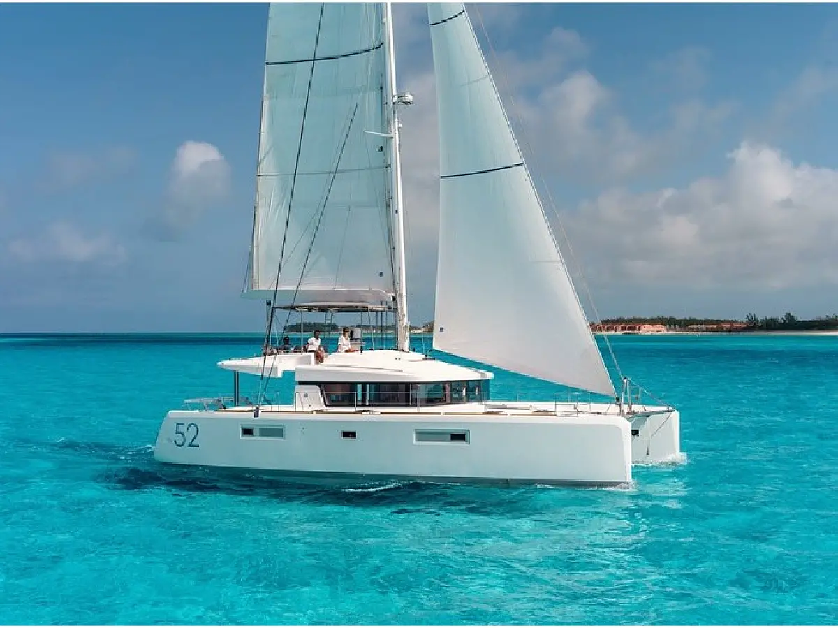 Lagoon 52F Fico