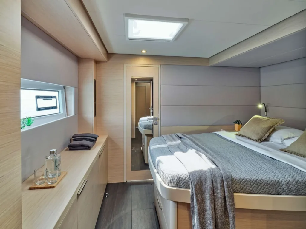 Lagoon 55 AZUL – Double guest cabin