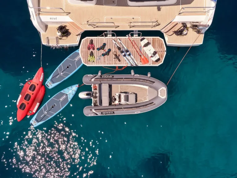 Lagoon 55 AZUL – Aerial view of the water toys