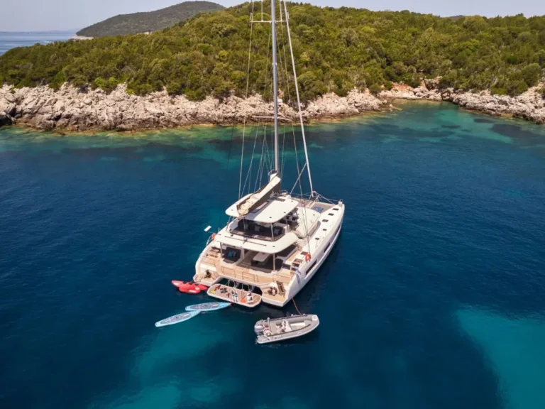 Lagoon 55 AZUL – Aerial view at anchor