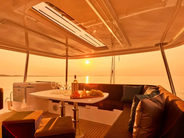 Lagoon 55 AZUL – Flybridge at sunset