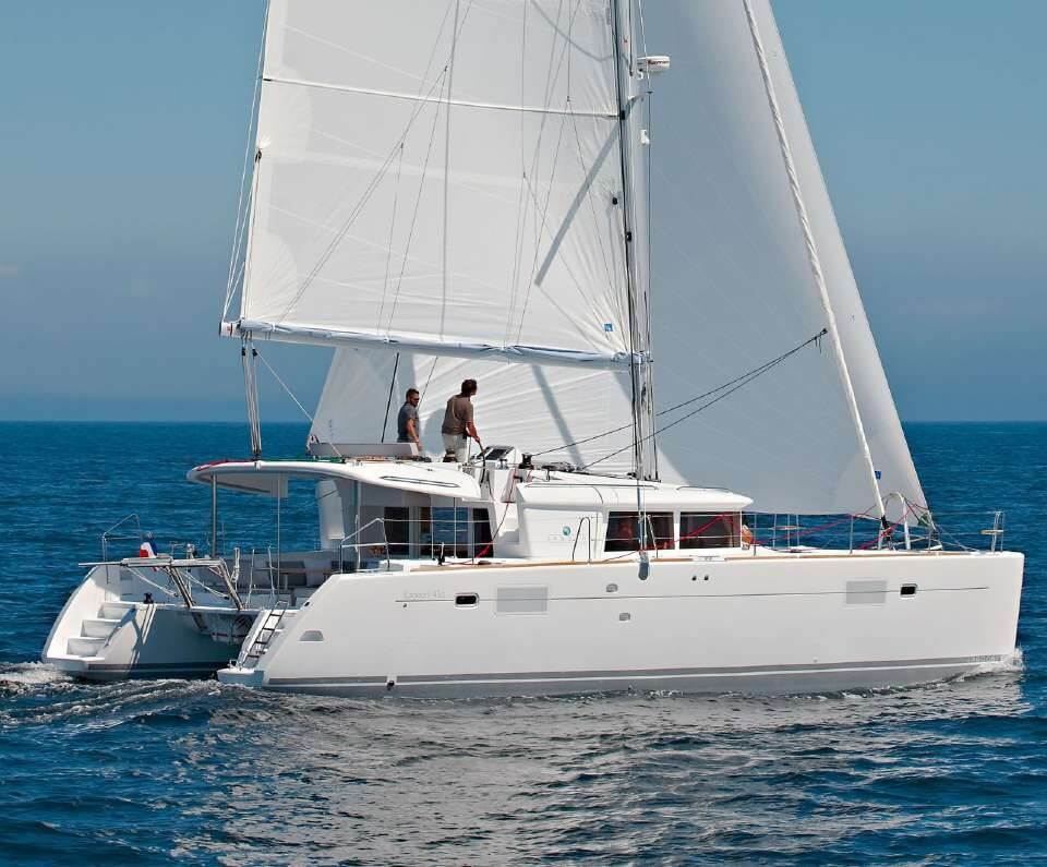 Lagoon 450 F - Luxury catamarans