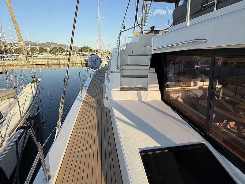 Bali 52 Xifias exterior2