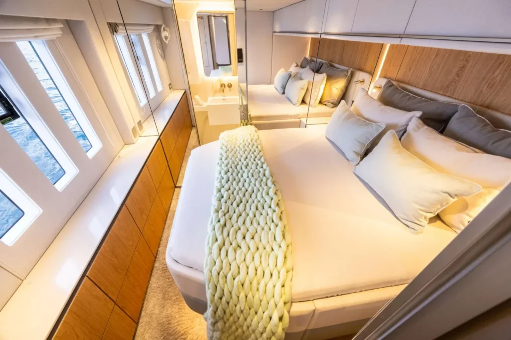 Sunreef 60 MYMARIA – Guest double cabin