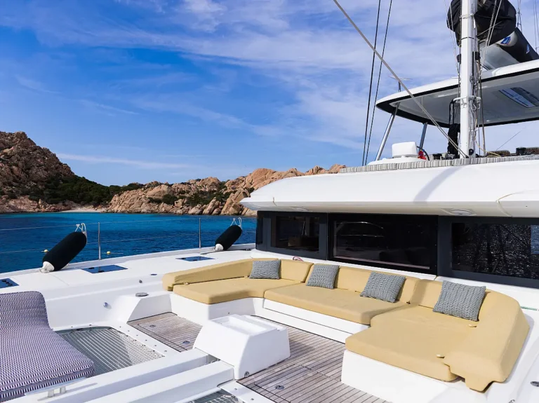 Lagoon 55 Cara bow
