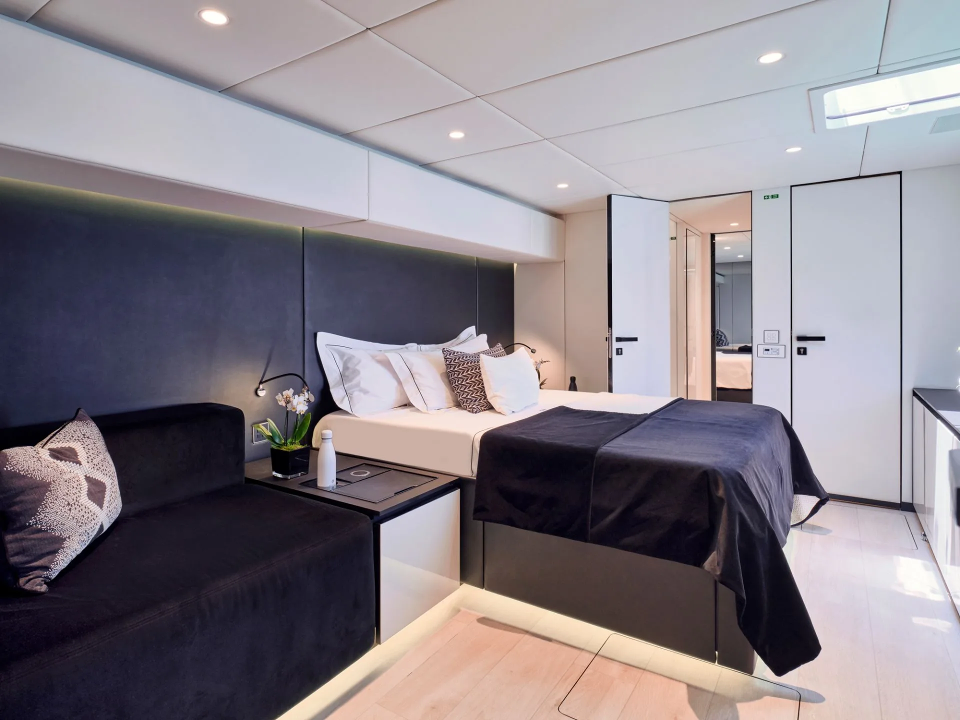 Master cabin seating