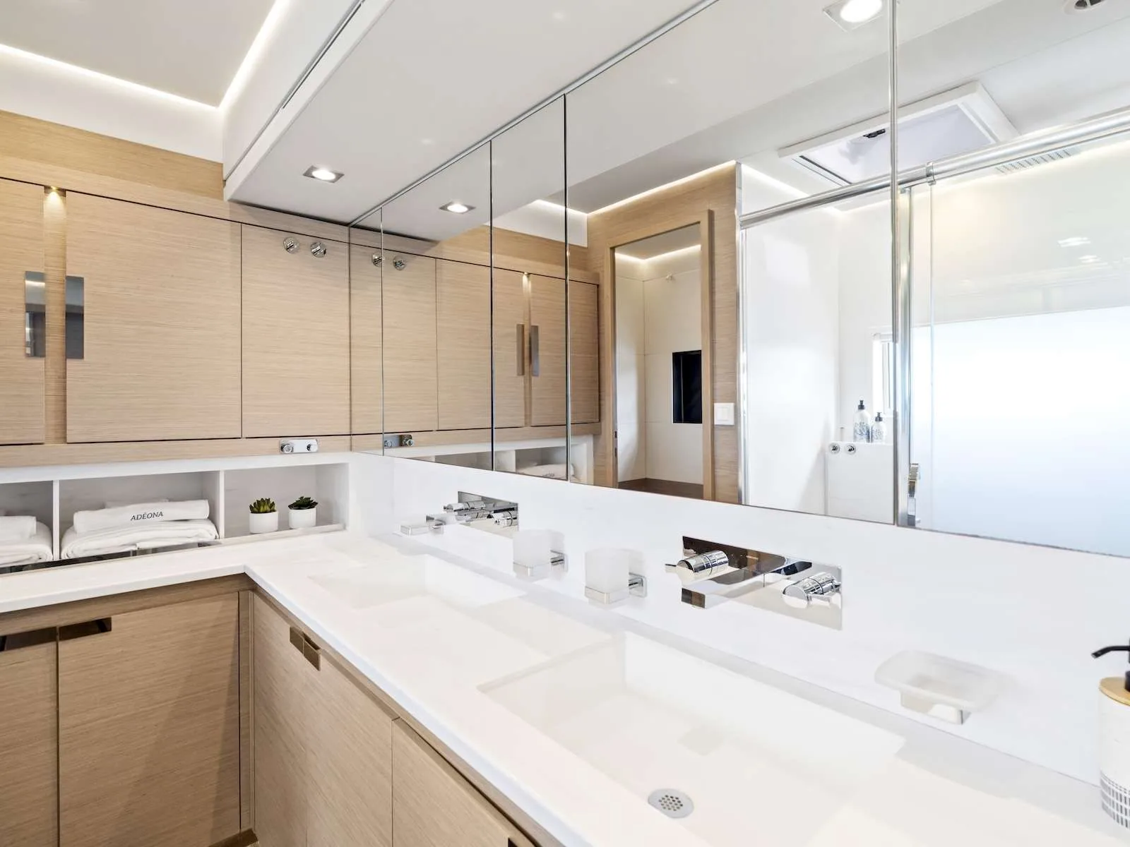 Alegria 67 ADEONA – Master bathroom