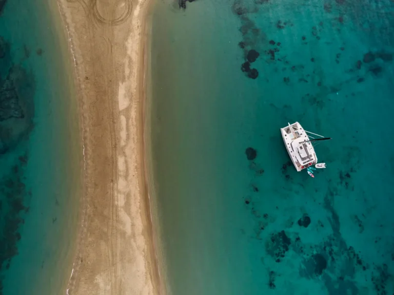 Alegria 67 DOLLY – Aerial view off a sandbar anchorage