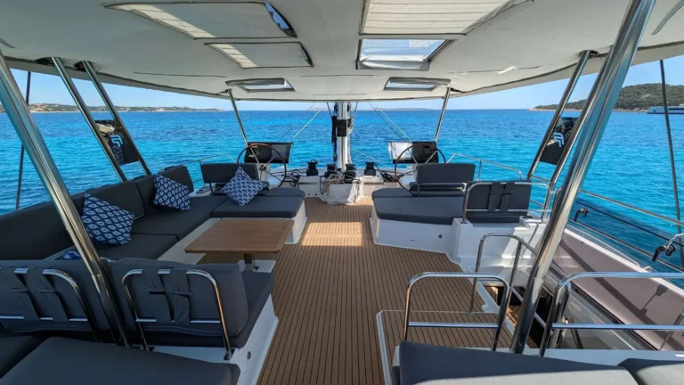 FP Alegria 67 INSPIRANTE – flybridge