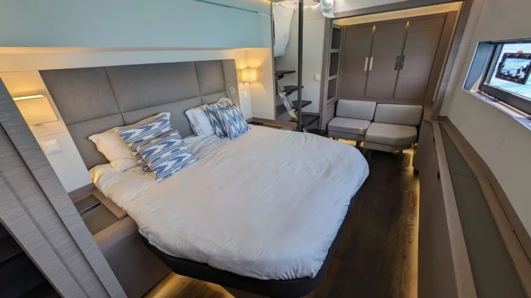 FP Alegria 67 INSPIRANTE – master cabin