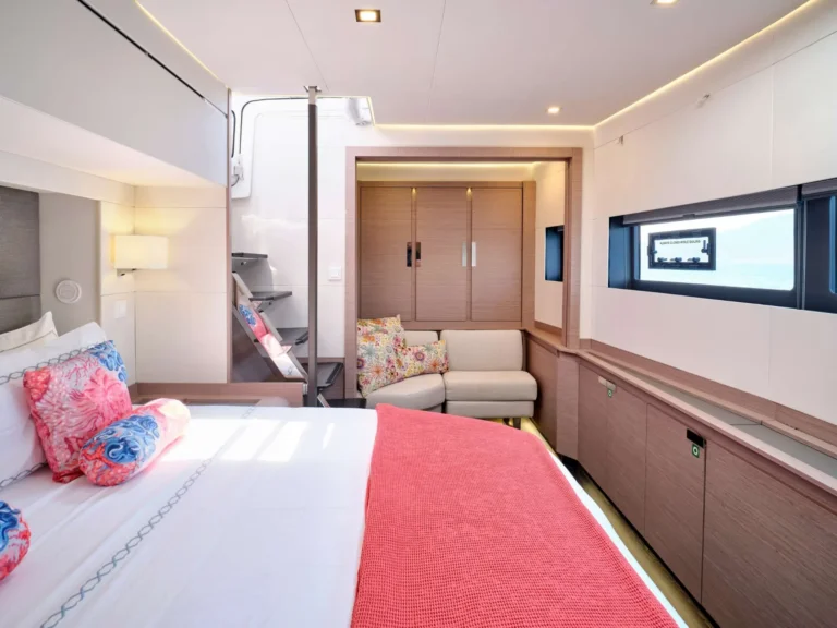 Fountaine Pajot Alegria 67 KIMATA – Owner suite