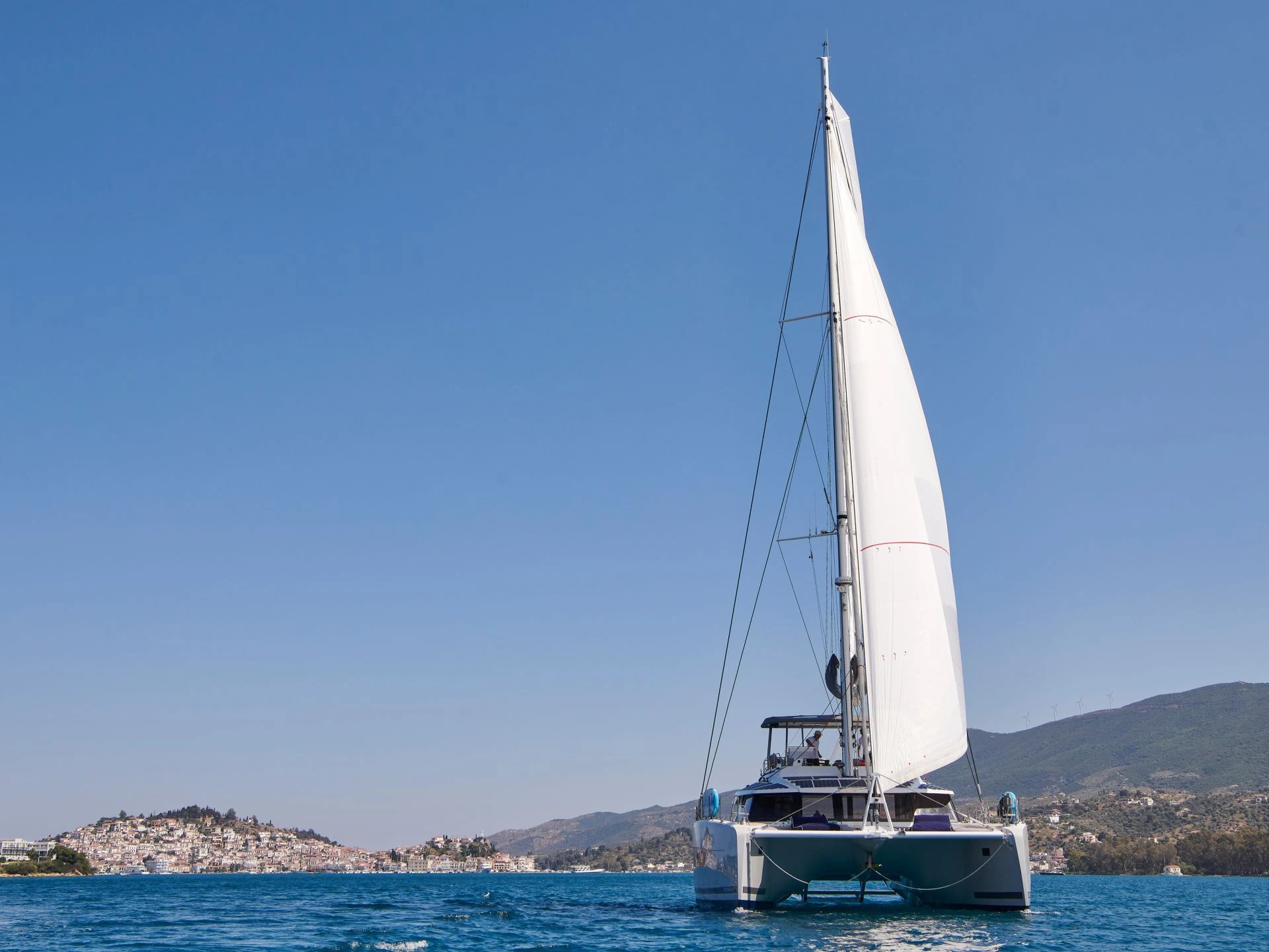 Fountaine Pajot Alegria 67 KIMATA – Under sail