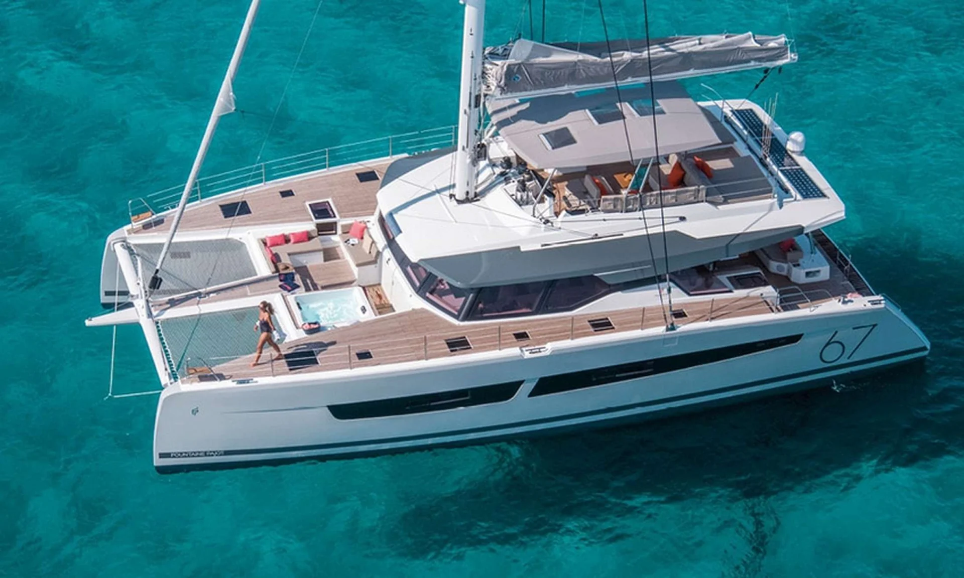 Alegria 67 LISA OF THE SEAS – Aerial view at anchor