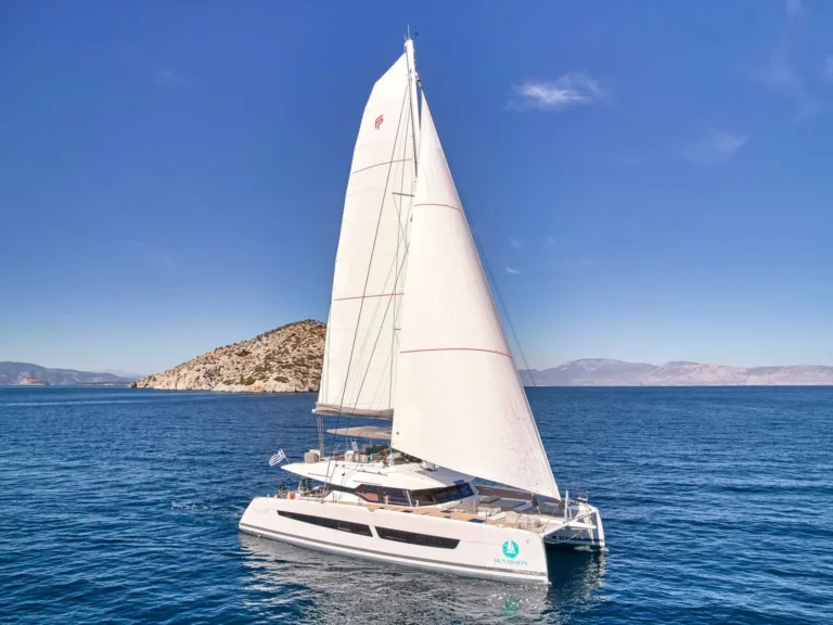Fountaine Pajot Alegria 67 SUNMOON – Under sail