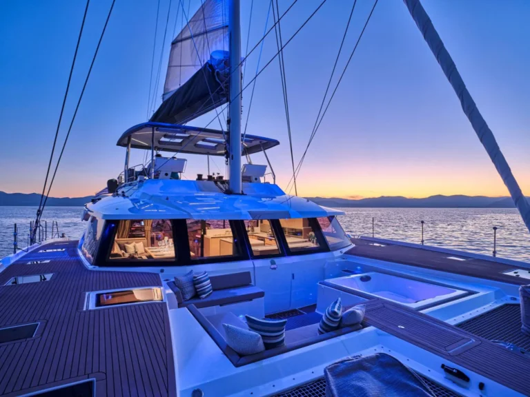 Fountaine Pajot Alegria 67 SUNMOON – Flybridge and Jacuzzi at dusk
