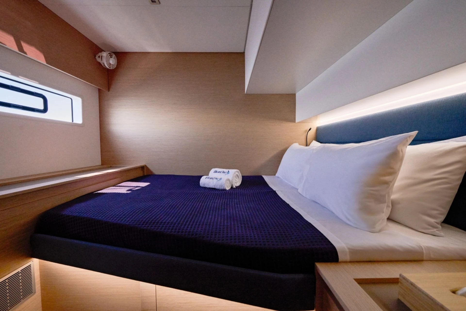 Fountaine Pajot Aura 51 BLUE ONE – Double guest cabin