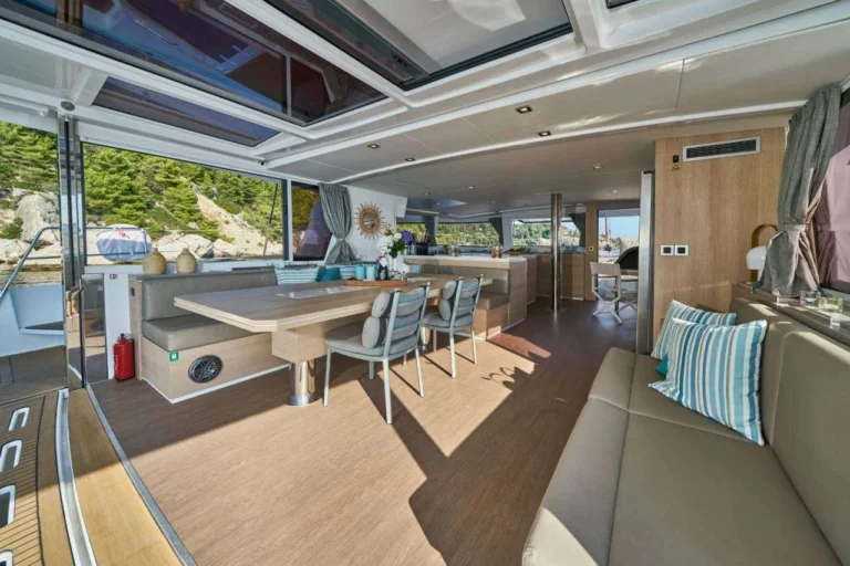 Bali 5.4 MAIA – saloon