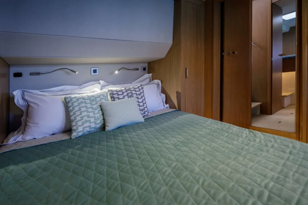 Bali 5.4 LIBRA – Double guest cabin
