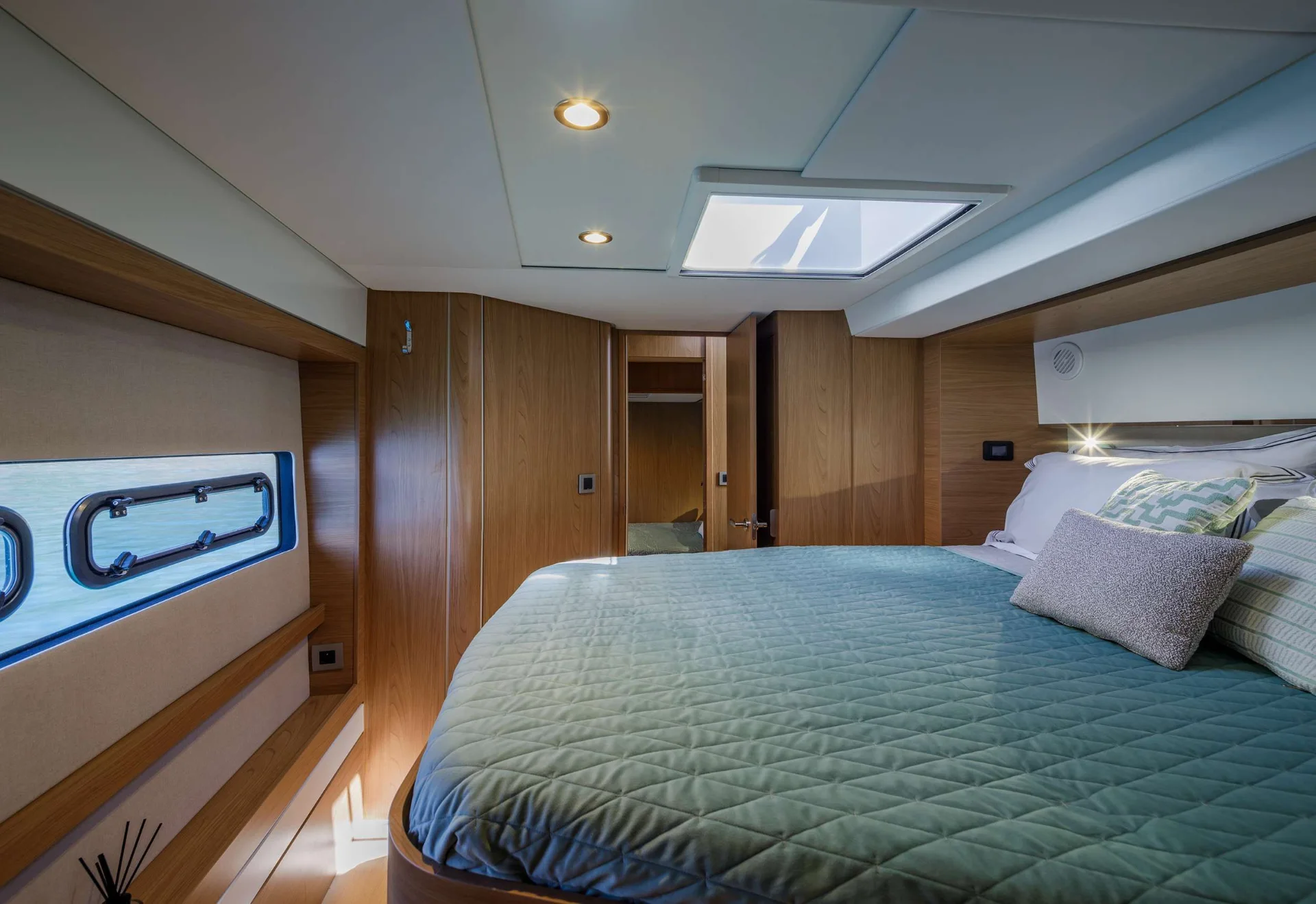 Bali 5.4 LIBRA – Cabin with en-suite
