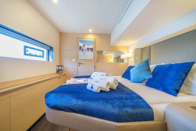 Fountaine Pajot 67 FLORAMYE – Double cabin