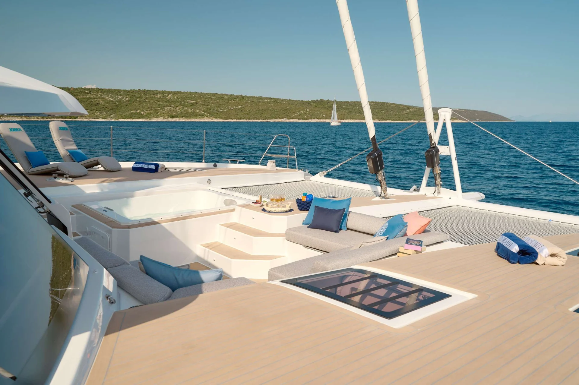 Fountaine Pajot 67 FLORAMYE – Foredeck