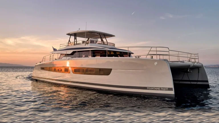 Fountaine Pajot Power 67 ALENA – At sunset