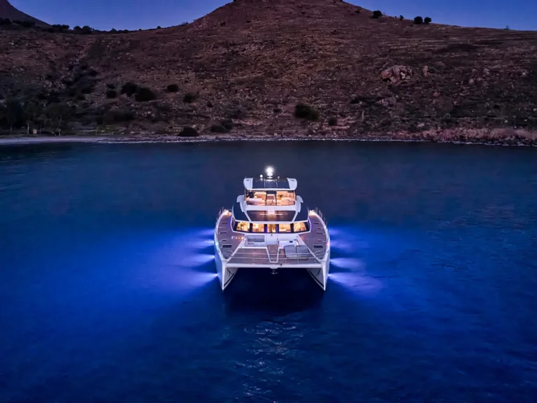 Fountaine Pajot Power 67 ALENA – At anchor by night