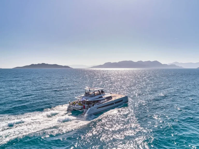 Fountaine Pajot Power 67 ALENA – Cruising