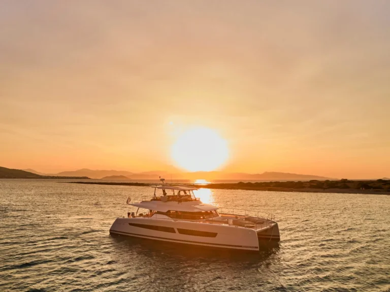 Fountaine Pajot Power 67 ELLY – At sunset