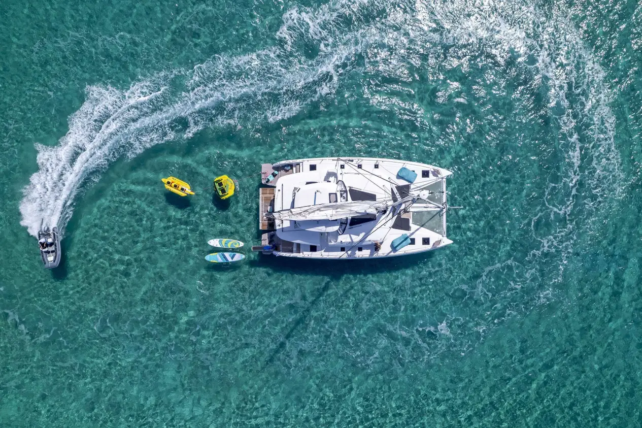 Lagoon 51 EFFIE STAR – Aerial view with tender
