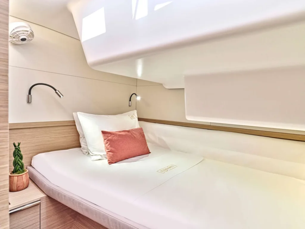 Lagoon 51 EFKRATI – Forward double cabin