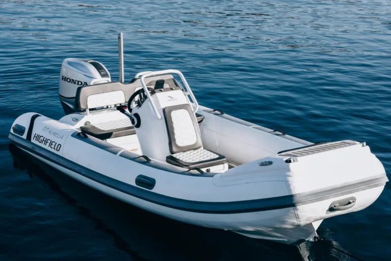 Lagoon 55 AURELIA – Tender