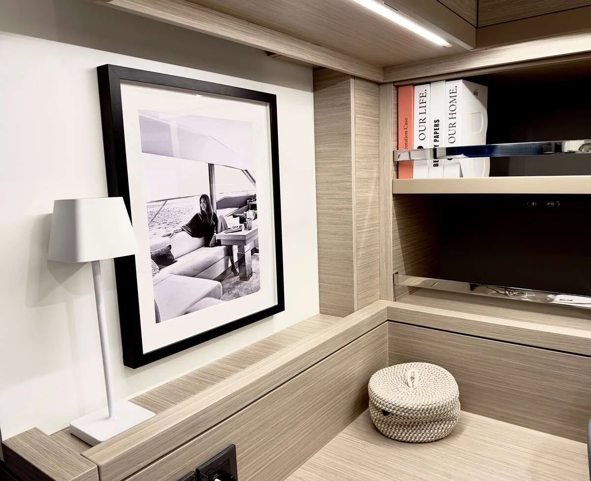 Lagoon 55 AURELIA – Saloon detail