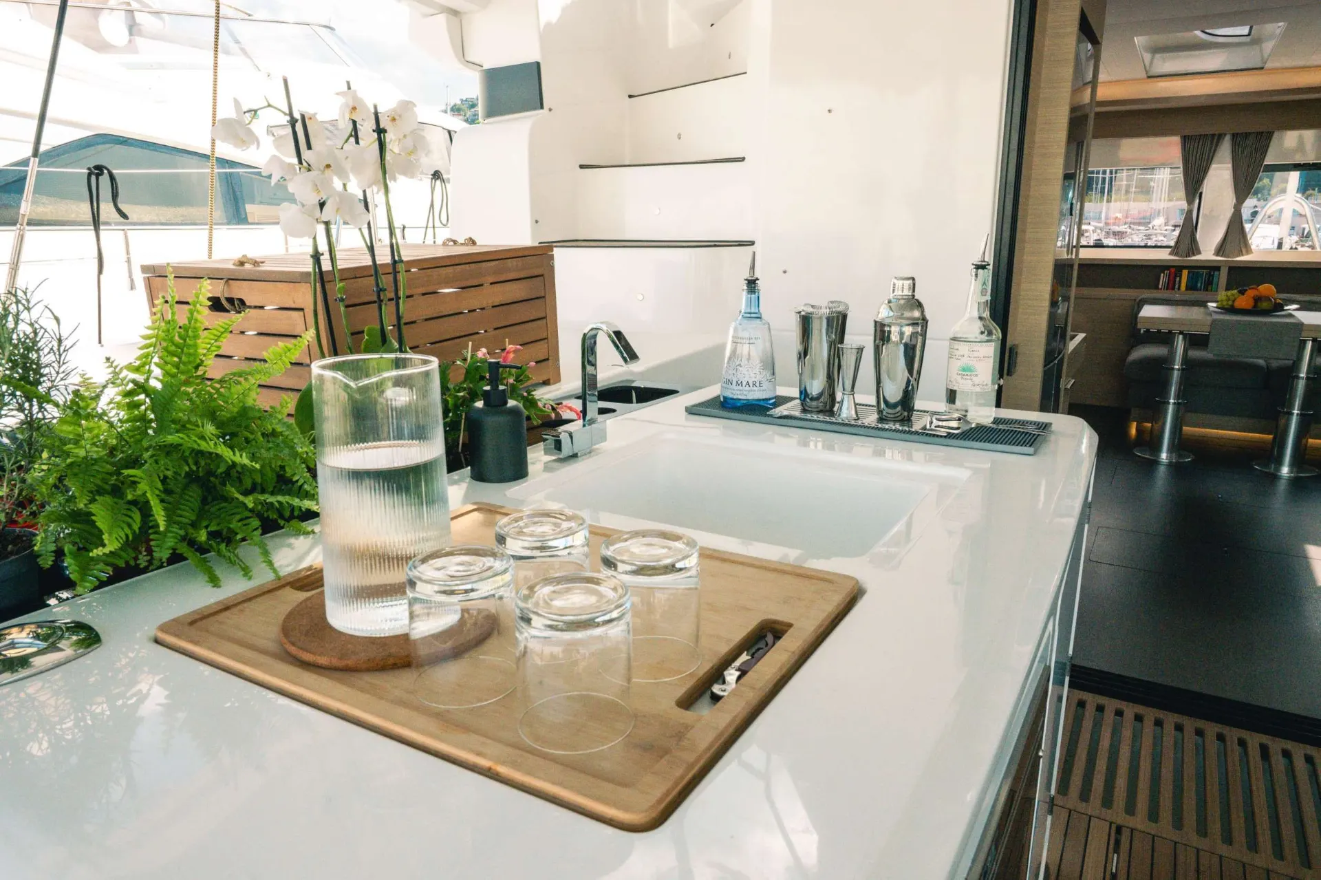 Lagoon 55 EL BLUE – galley