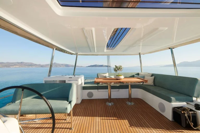 Lagoon 55 HAPPY – Flybridge