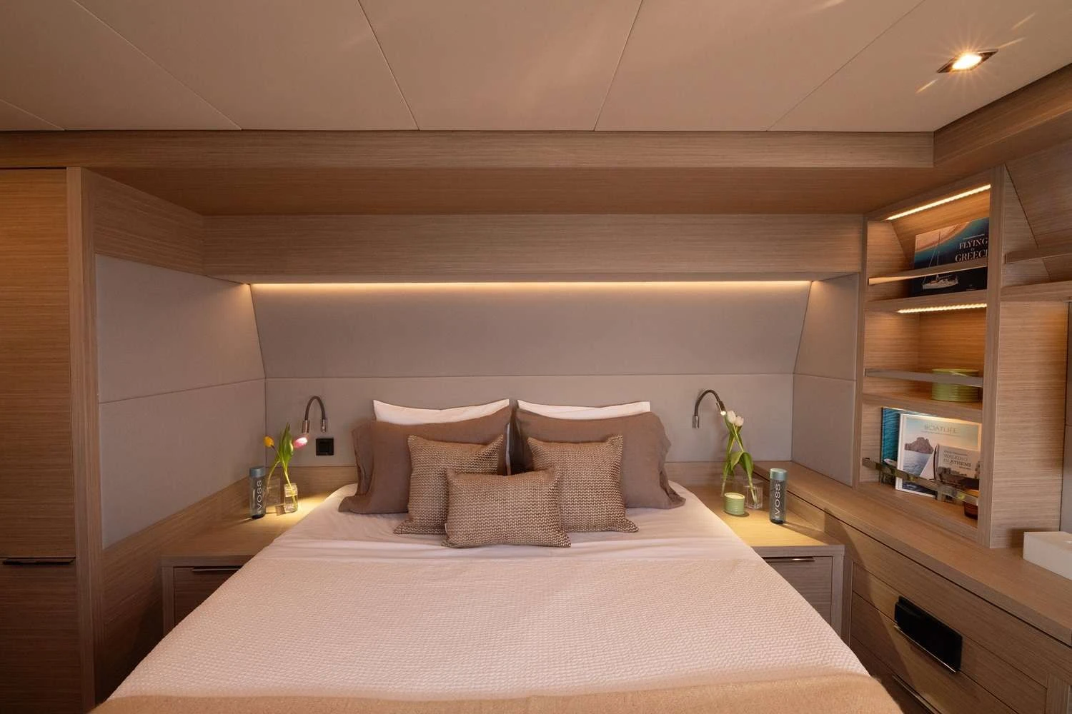 Lagoon 55 HAPPY – Master cabin