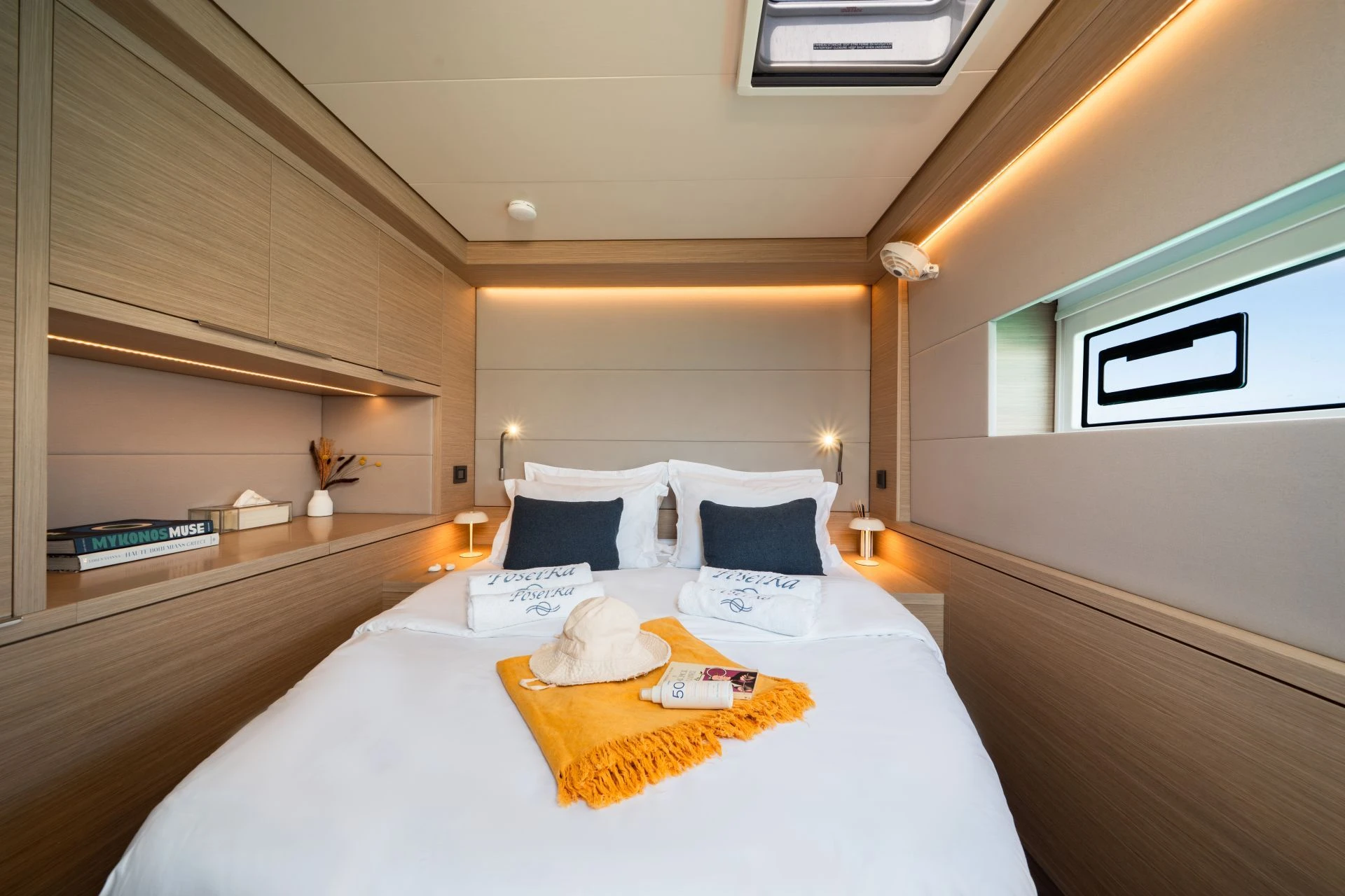 Lagoon 55 POSEIRA – Master cabin