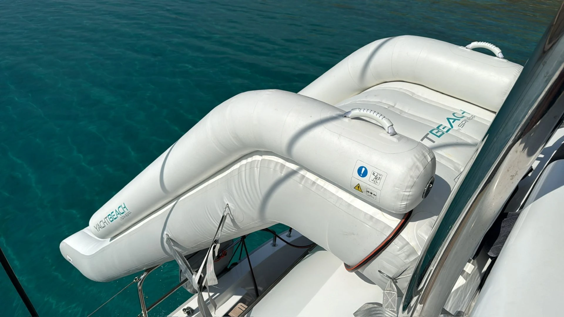 Lagoon 55 TRIWING OSSUS – helm seat