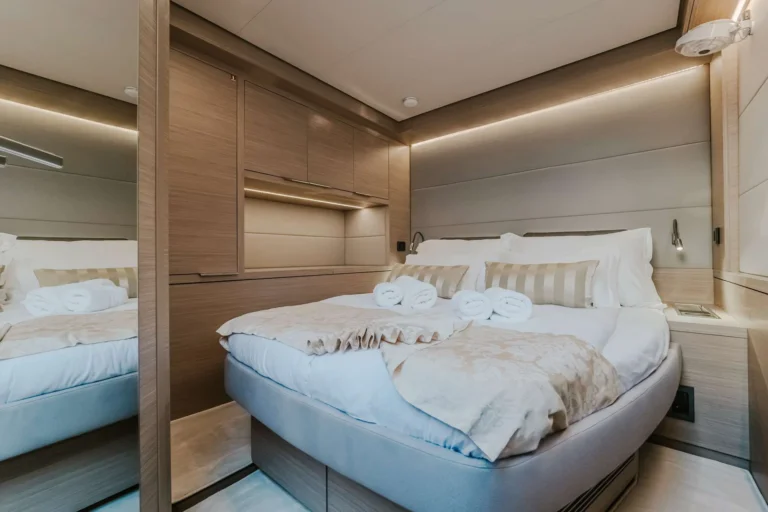 Lagoon 55 TRIWING OSSUS – double cabin