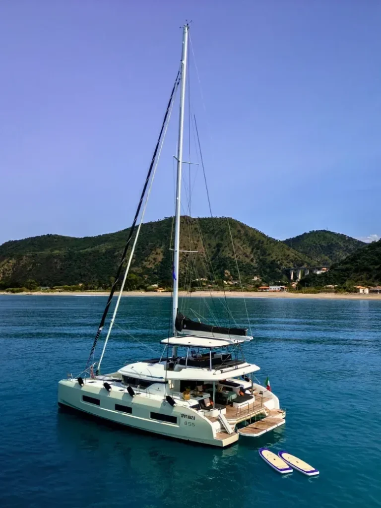 Lagoon 55 VEGA – sailing in a Sicilian bay