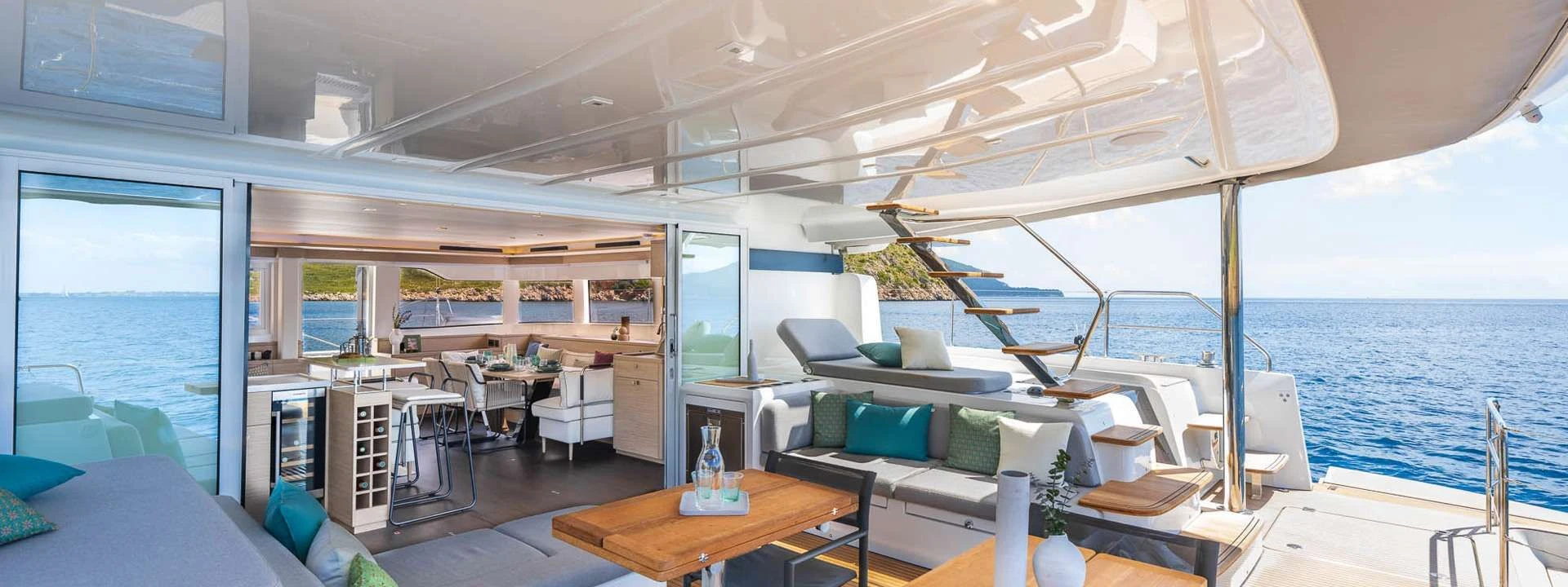Lagoon 60 MONTECRISTO – galley