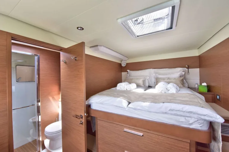 Lagoon 620 ADRIATIC TIGER – guest cabin