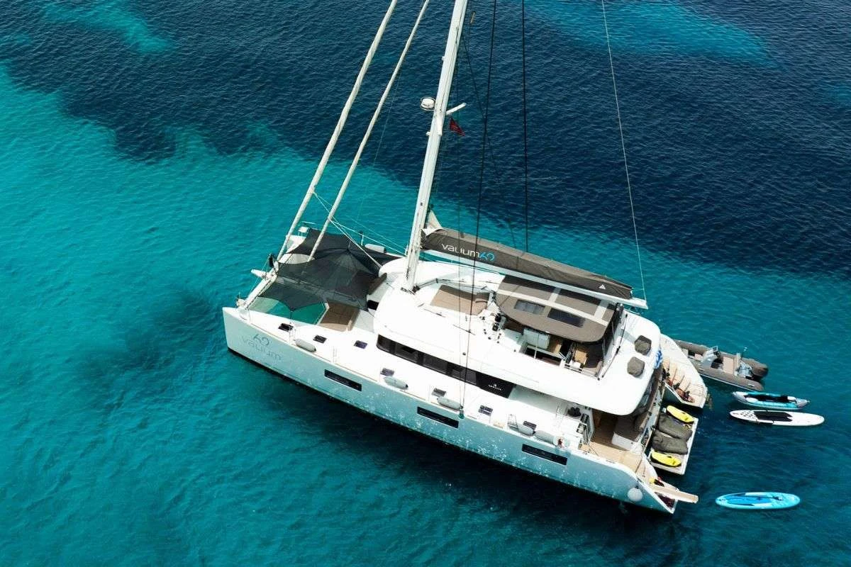 Lagoon 620 VALIUM62 – Aerial view at anchor