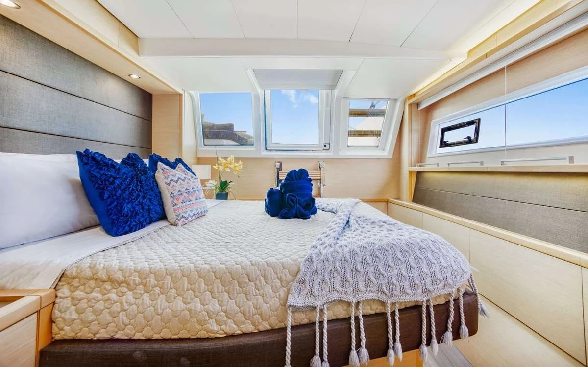 Lagoon 630 ULTRA – Queen cabin